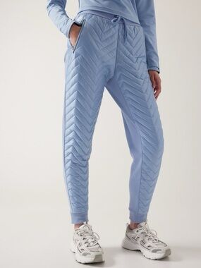 NWT Athleta sz 8 Apres Jogger Winter Outdoor Sports Blue NEW!